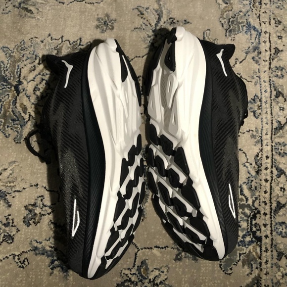 Hoka Clifton 9 Black Running Shoes - Picture 6 of 8